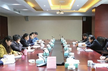 领导关怀 倍增新利体育奋斗动力