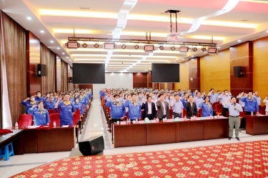 【全面精益 奋发有为】新利体育精益TPM三期总结暨全面精益启动大会隆重召开