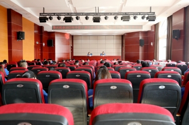 开拓创新 勇往直前 | 新利体育召开2023年度中层干部任命及生产经营计划下达管理工作会议