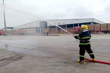 护航“双节”除隐患！新利体育节前安全工作不打烊