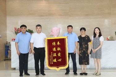 领导调研 |平湖市委常委、副市长张斌莅临新利体育调研指导