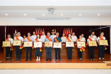 捷报传喜 党建领航 | 新利体育党委获得多项荣誉